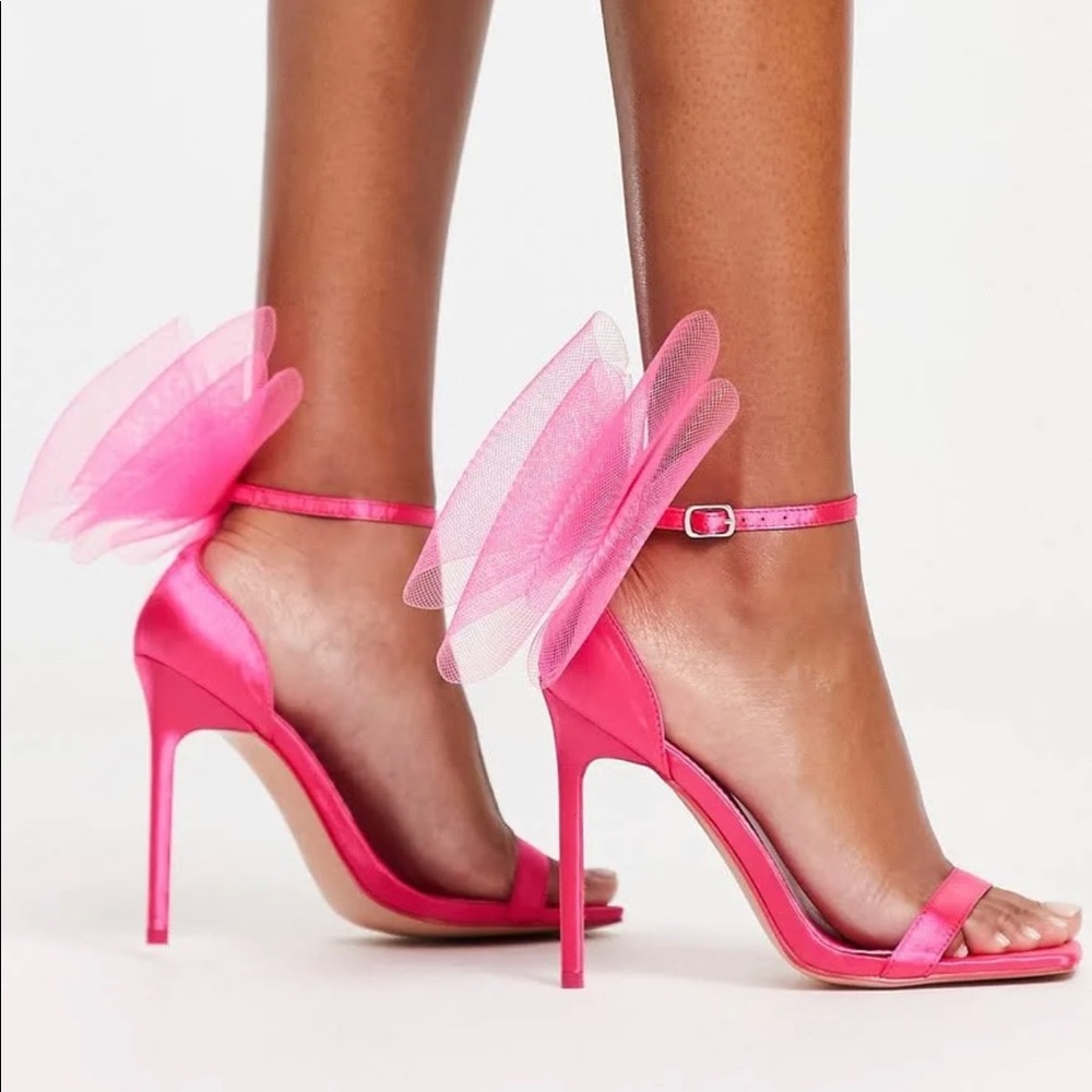 Bow back sandals